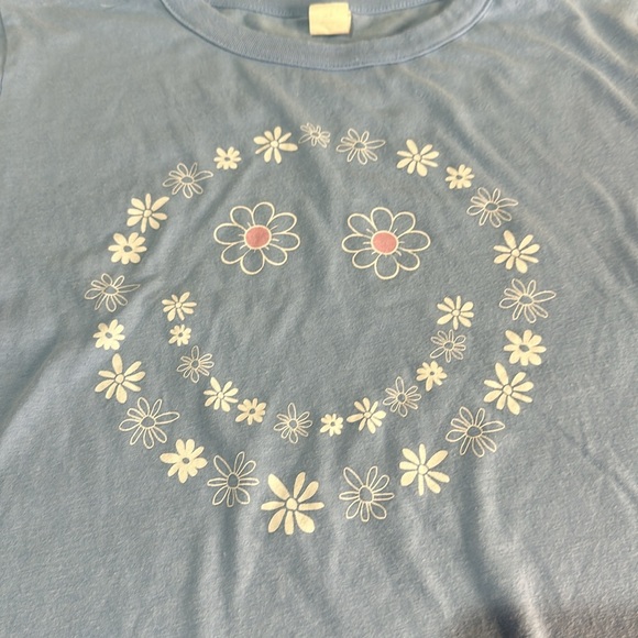 Crop Top T-shirt Smiley Face Blue Juniors Size Medium - Picture 5 of 6